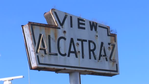 View Alcatraz Sign in San Francisco — Stock Video