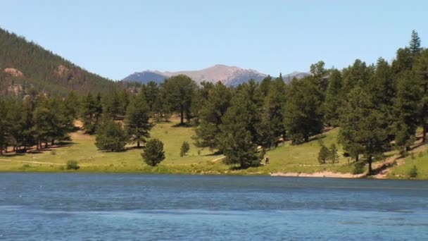 Lago Montanha — Vídeo de Stock