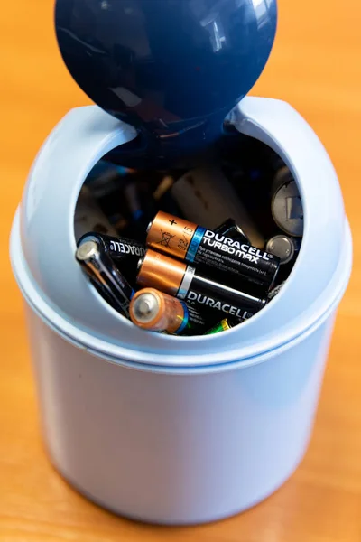 Gomel Belarus Oktober 2020 Gebruikte Duracell Batterijen Worden Ingezameld Een — Stockfoto