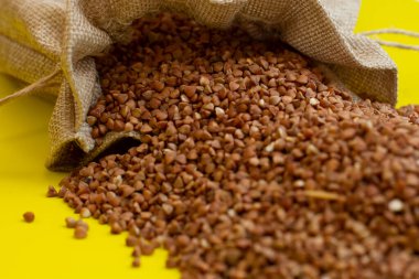 Karabuğday yakın plan. Kuru karabuğday dokusu Diyet ve sağlıklı yeme kavramı