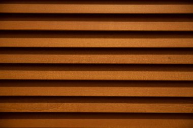 Ortasında iplik olan ahşap bir zemin