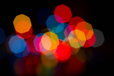 Soyut dairesel çok renkli arkaplan siyah arkaplan