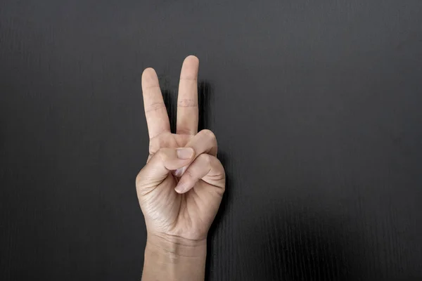 Closeup Female Hand Showing Victory Sign — Stock Photo, Image