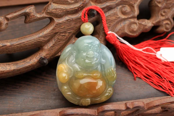 Jade pendant with Chinese characteristics — Stock Photo, Image