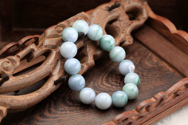 Chinese jade bracelet features — Stock Photo, Image