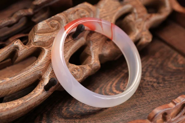 Chinese jade bracelet features — Stock Photo, Image