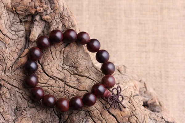 Perles de prière en bois de santal rouge lobulaire bracelets — Photo