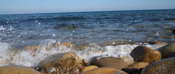 Морские Волны Вода Камни Волны — стоковое фото