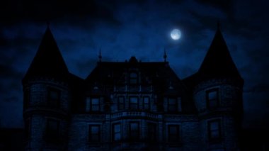 Gotik Mansion House geceleri