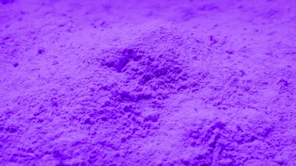 Фиолетовый порошок вращающихся — стоковое видео