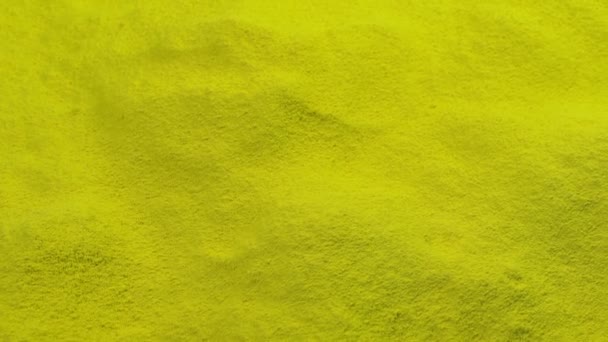 黄色の粉末材料移動ショット — ストック動画