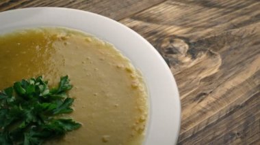 Kalın Sebze Çorbası Hareketli Atış