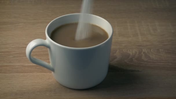 咖啡或茶中添加糖分 — 图库视频影像