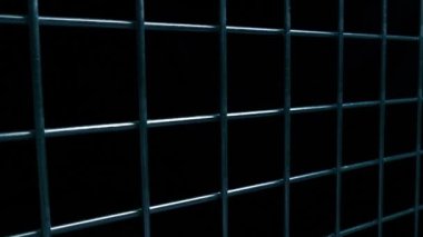 Karanlık Alandaki Metal Izgara Çiti