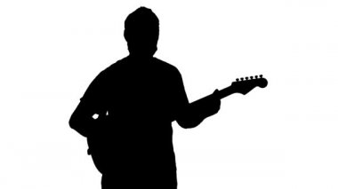 Birleşiklik İçin Gitar Kesme Müzisyeni
