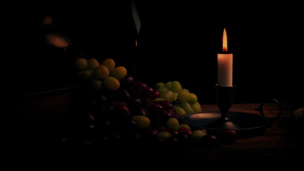 촛불을 물건들이 식탁을 지나다 — 비디오