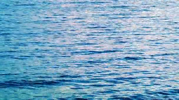 Mer rose au lever du soleil 