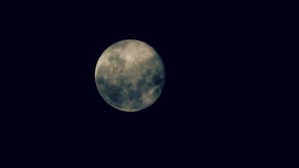 Luna che passa dietro le nuvole — Video Stock