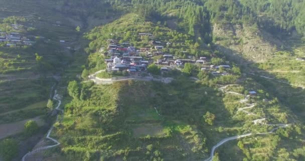 Aerial view of Himalayan village on height India. — Stock Video