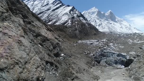 Rivier Ganges oorsprong Gaumukh Gangotri Glacier India. — Stockvideo