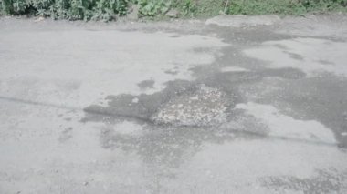 Hindistan sokaklarındaki çukurlar, Hindistan 'daki yol durumu, en kötüsü.