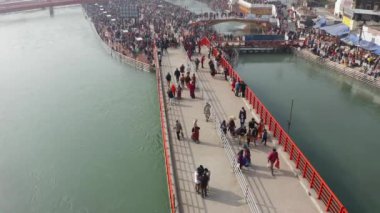 Mahakumbh Hinduizm için büyük bir hac ve festival.