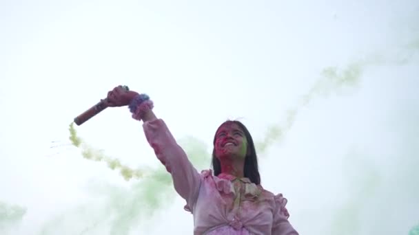 インド祭りホリお祝いスローモーション — ストック動画