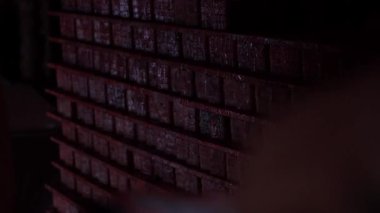 Kedarnath İnşaat için Yukarı Himalaya 'da Tuğla Yapımı. 