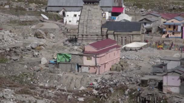 Världens största katastrof i Indien i helgedomen kedarnath — Stockvideo