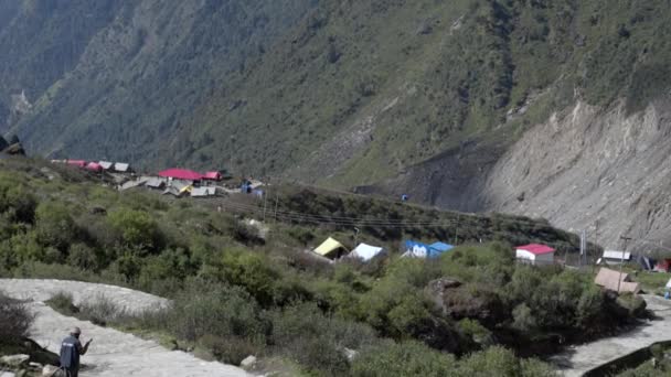 , Himálajská hornatá řeka Krásný malebný pohled na přírodu. — Stock video