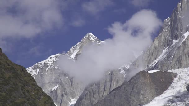 Himalayan Hills pemandangan menunjukkan Himalaya Hills, kota Himalaya, — Stok Video