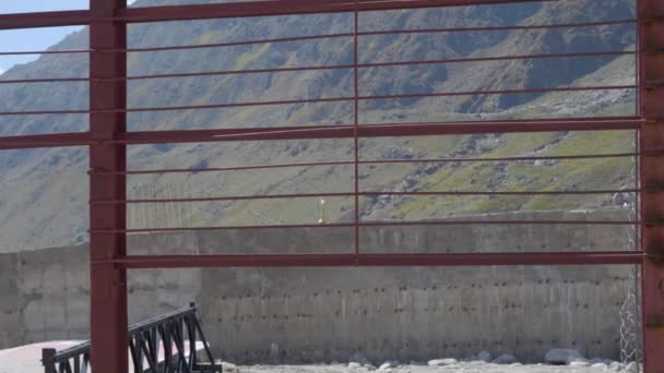 Strato murale e metallico Intorno alla valle di Kedarnath — Video Stock