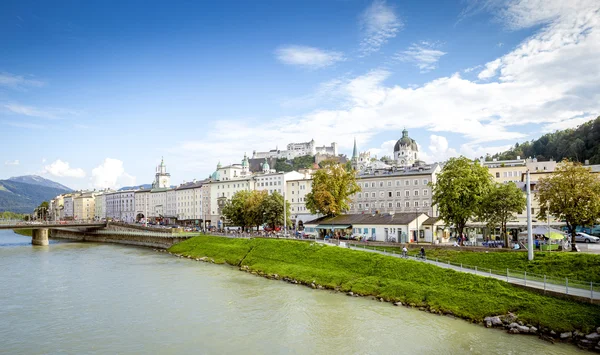 Panoramiczny panoramę miasta Salzburg, Austria — Zdjęcie stockowe