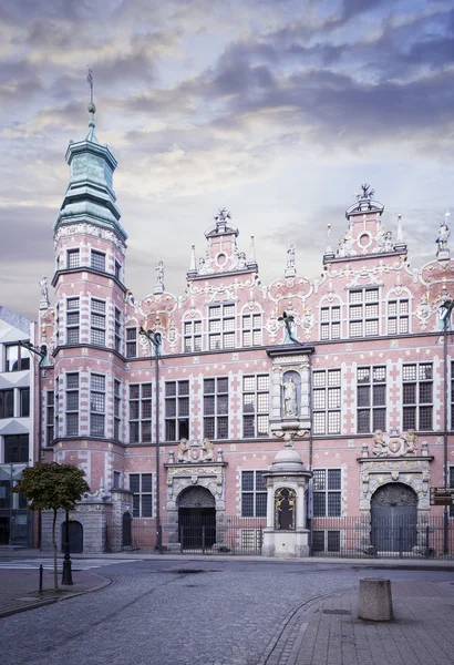 Antiguo edificio en Gdansk — Foto de Stock