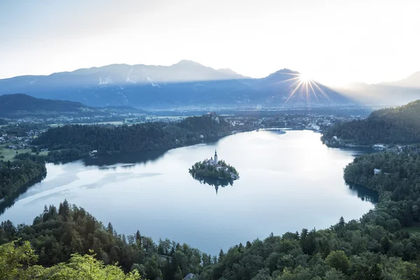 Vogel zicht op meer van Bled in Slovenië — Stockfoto