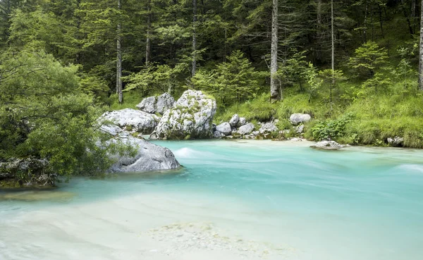 Soca Fluss im Triglav Nationalpark — Stockfoto