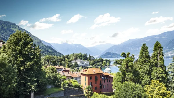 Bellagio paese sul Lago di Como in Italia — Foto Stock