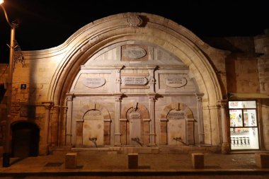 Yafa İsrail 'deki Mahmoudiyah Camii' nde sebile sulliman.