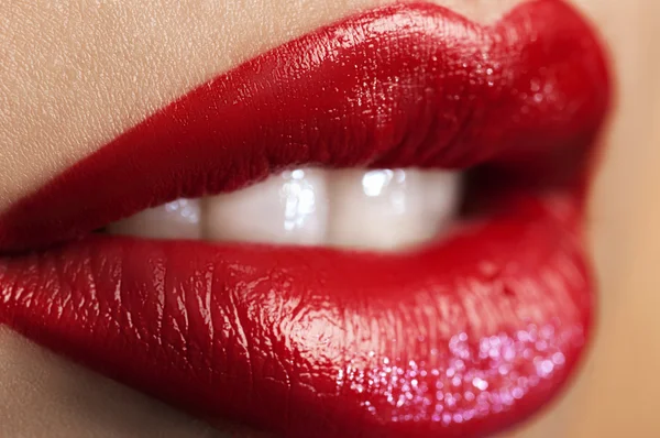 Red lips — Stock Photo, Image