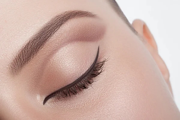 Muy elegantes ojos de maquillaje . — Foto de Stock