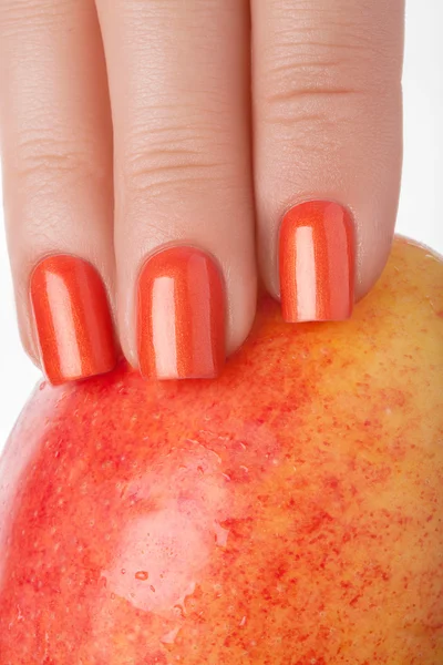 Oranje nagellak. — Stockfoto