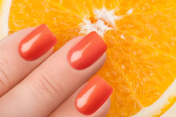 Orange Nagellack. — Stockfoto