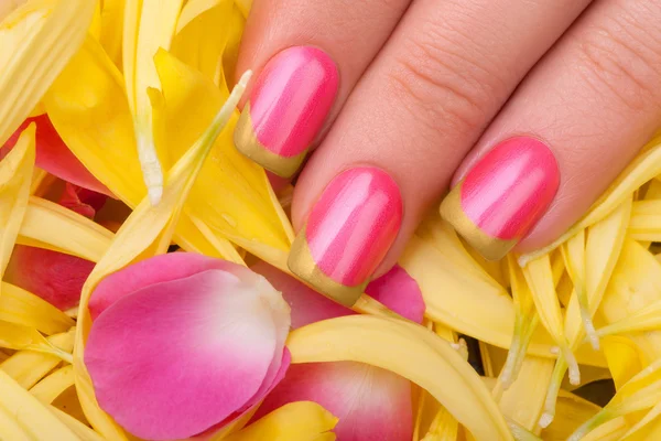 Esmalte de uñas rosa . — Foto de Stock