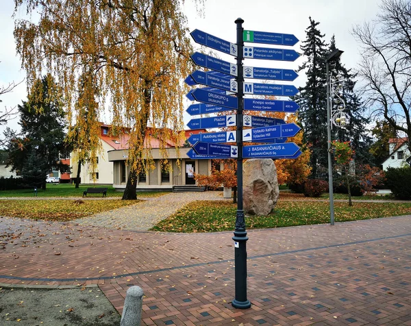 Sign Links Places Interest Birstonas Resort Lithuania — Stock Photo, Image