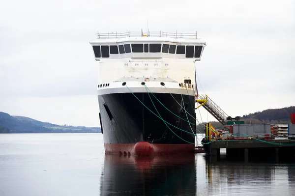 Schiffsbau in Port Glasgow im Hafen für Fährgesellschaft — Stockfoto