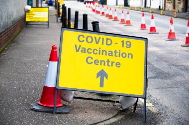 Covid-19 Aşılama Merkezi İngiltere