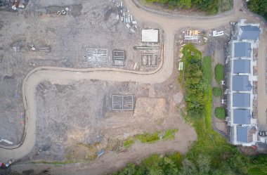 Ev geliştirme inşaatı devam ediyor.