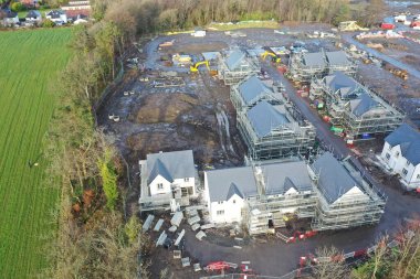 Ev geliştirme inşaatı devam ediyor.