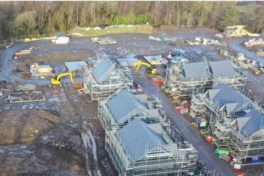 Ev geliştirme inşaatı devam ediyor.