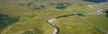 Batı Highland Yolu yürüyüş yolu ve Buachaille Etive Mor İskoçya